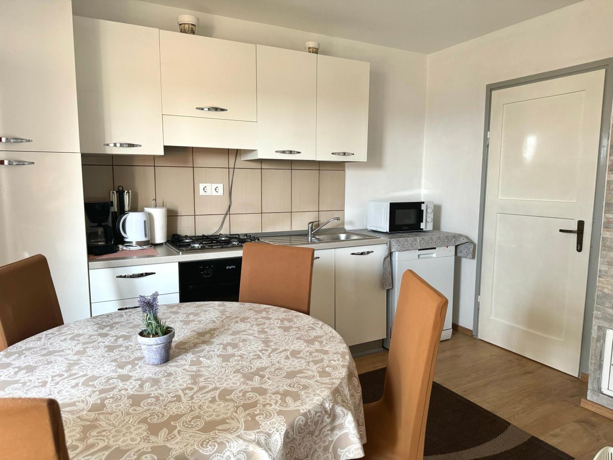 Apartment Nina Сень Экстерьер фото