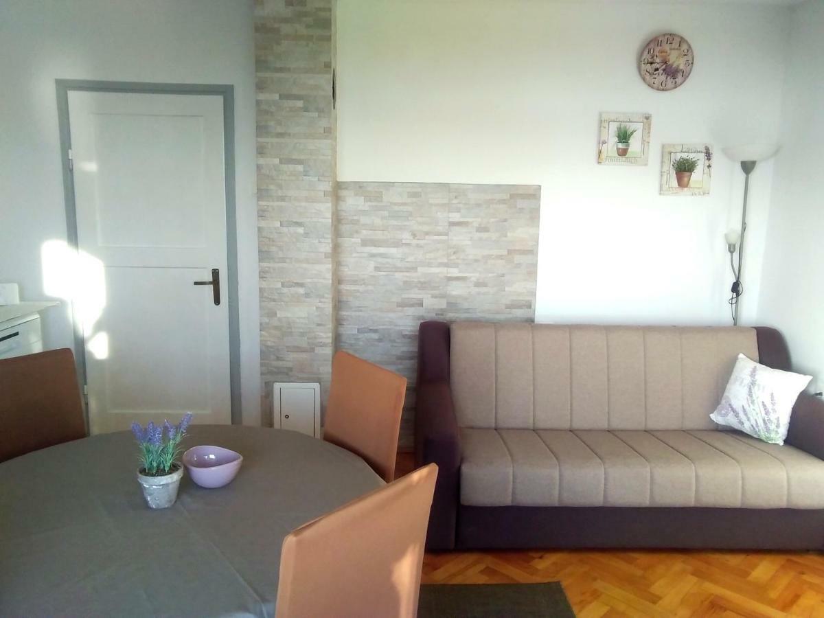 Apartment Nina Сень Экстерьер фото
